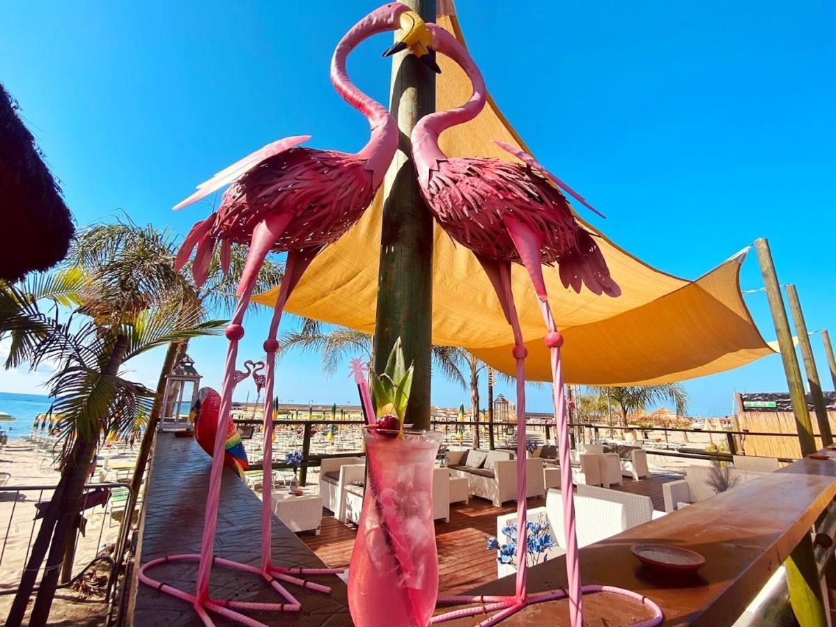 Flamingo Suites Марина-ді-Камерота Екстер'єр фото